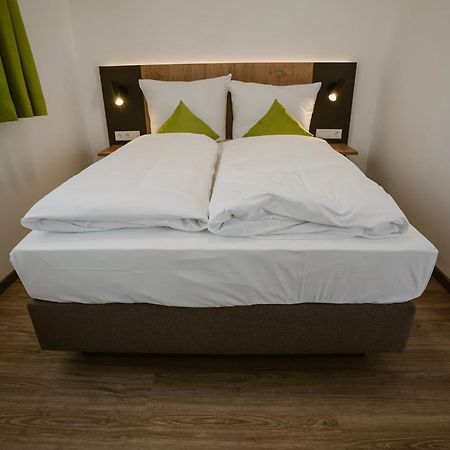 Motel Sleep Inn Toging am Inn Екстериор снимка
